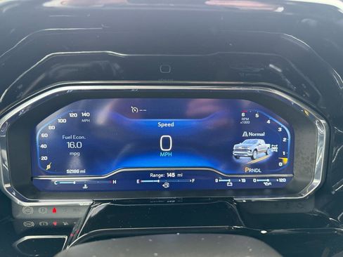 Used 2025 Chevrolet Silverado 1500 LT image 29