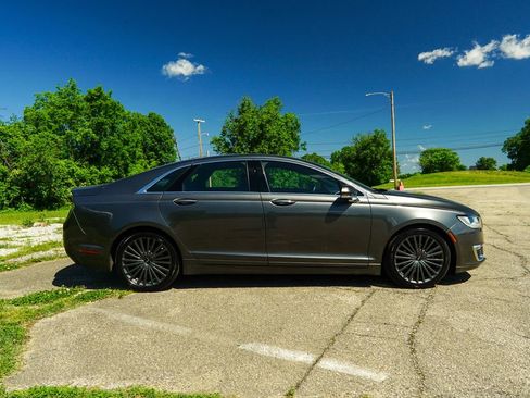 Used 2017 Lincoln MKZ Reserve w/ Climate Package AWD/4WD image 2