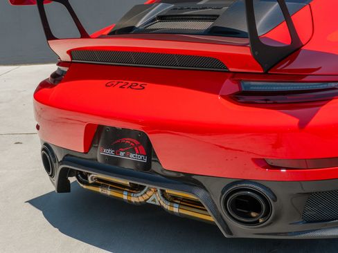 Used 2018 Porsche 911 GT2 RS RWD image 39