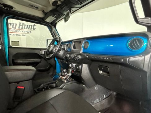 Used 2020 Jeep Wrangler Unlimited Sport AWD/4WD image 31