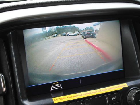 Used 2022 Chevrolet Colorado LT w/ Fleet Safety Package RWD image 21