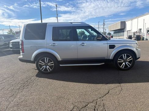 Used 2016 Land Rover LR4 HSE LUX AWD/4WD image 6