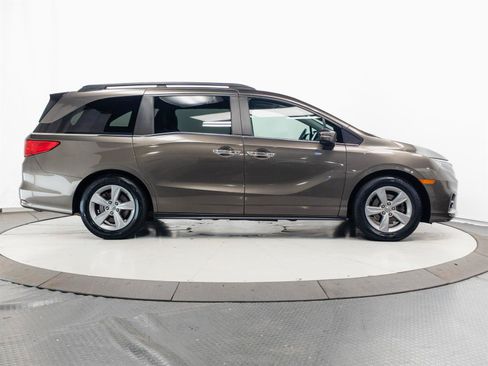 Used 2019 Honda Odyssey EX-L image 13