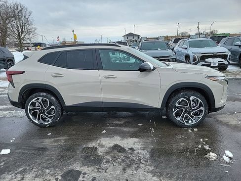 New 2026 Chevrolet Trax RS w/ Driver Confidence Package image 8
