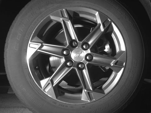 Used 2025 Chevrolet Blazer LT FWD image 13