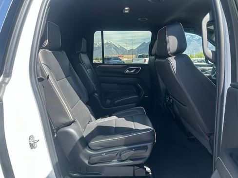 Certified 2023 Chevrolet Suburban Premier AWD/4WD image 14