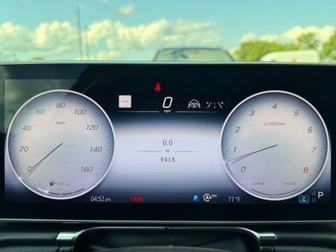 Used 2025 Mercedes-Benz S 580 4MATIC Sedan image 19