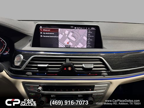 Used 2022 BMW 740i w/ Luxury Rear Seating Package RWD image 37
