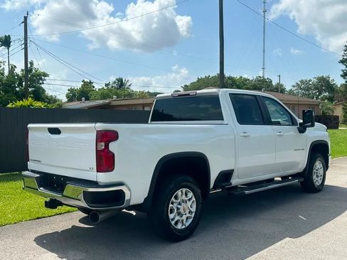 Used 2024 Chevrolet Silverado 2500 LT AWD/4WD image 4