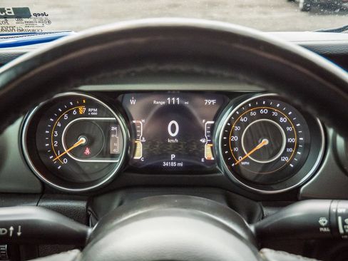 Used 2022 Jeep Gladiator Sport AWD/4WD image 40