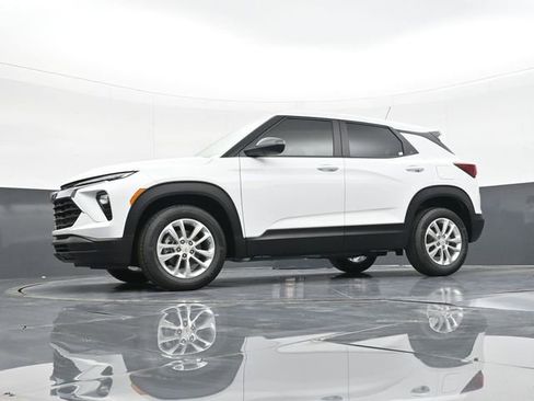 New 2026 Chevrolet TrailBlazer LS w/ LS Convenience Package FWD image 53