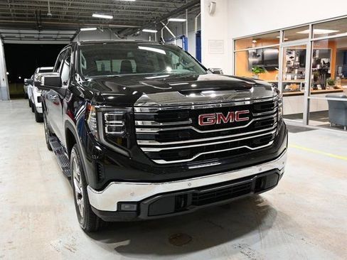 New 2026 GMC Sierra 1500 SLT w/ SLT Premium Plus Package image 3