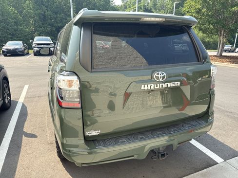 Used 2022 Toyota 4Runner TRD Sport RWD image 9