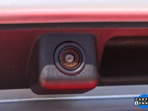 Used 2022 Chevrolet Equinox LS image 34