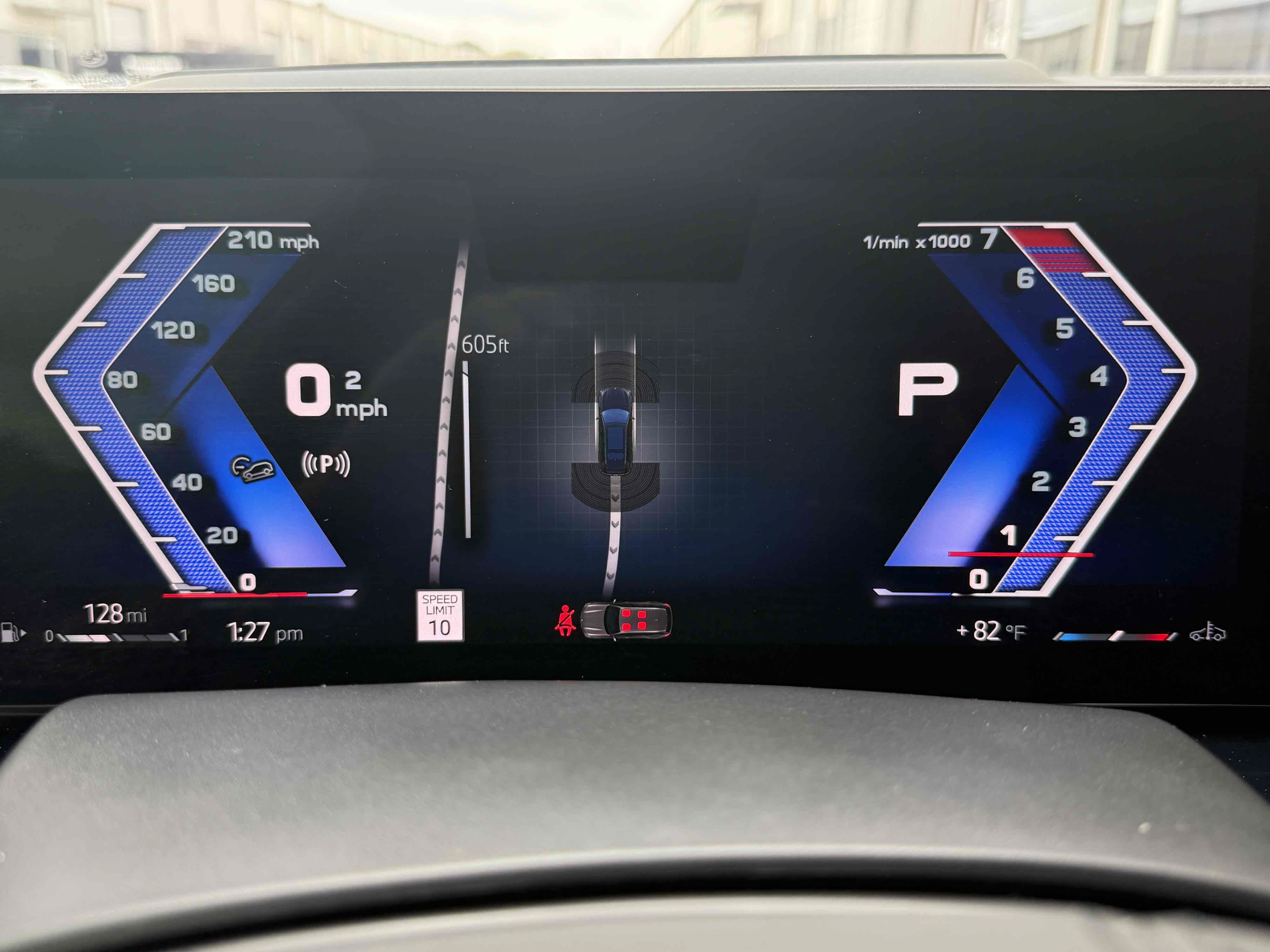 Used 2025 BMW ALPINA XB7 AWD/4WD image 32