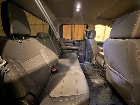 Used 2020 Chevrolet Silverado 1500 LT w/ Texas Edition image 31