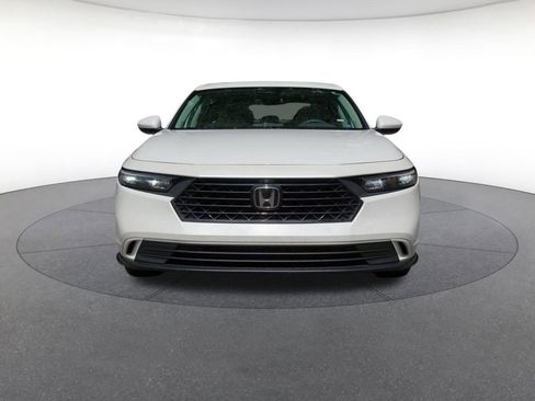 Used 2023 Honda Accord EX image 9