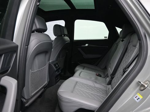 Used 2021 Audi SQ5 Prestige image 30