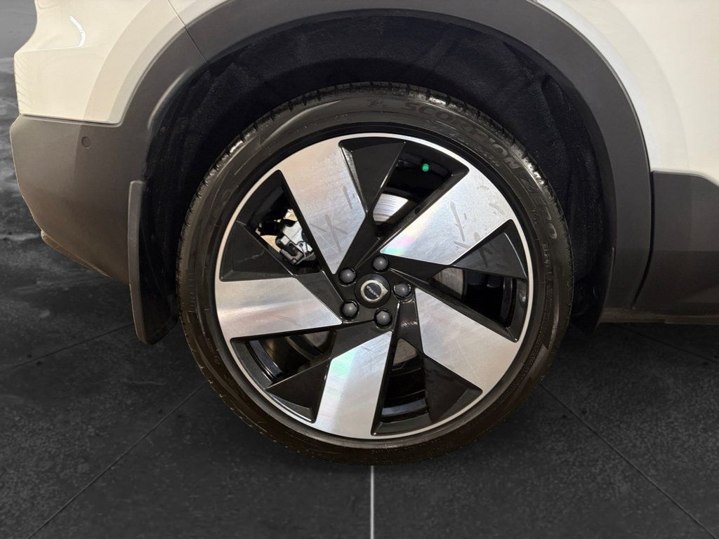 Used 2023 Volvo XC40 Recharge Ultimate w/ Protection Package Premier AWD/4WD image 38