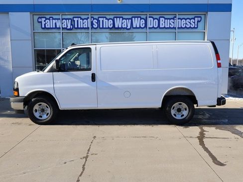 New 2025 Chevrolet Express 2500 w/ Driver Convenience Package RWD image 7