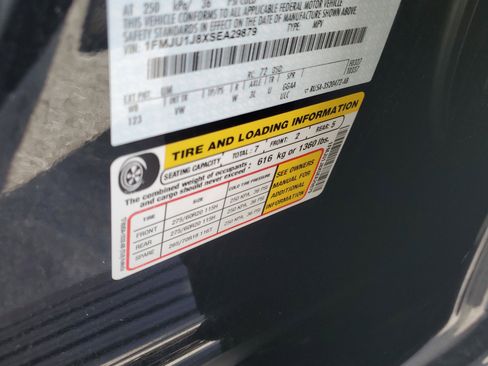 Certified 2025 Ford Expedition Active image 31