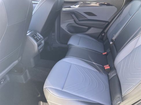 New 2026 Volkswagen Tiguan SE R-Line image 13