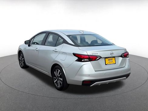 Used 2025 Nissan Versa SV FWD image 10