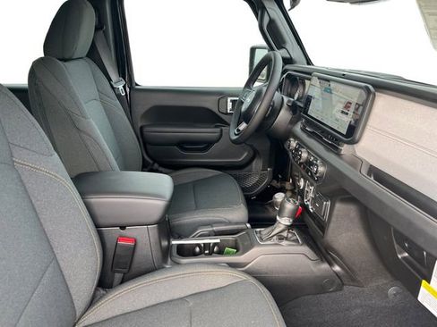 New 2025 Jeep Wrangler Sport S image 15