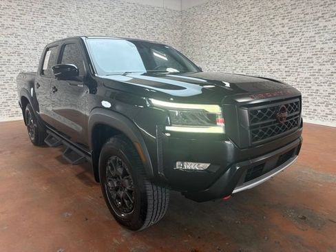 Used 2023 Nissan Frontier PRO-4X w/ Pro-4X Premium Package AWD/4WD image 9