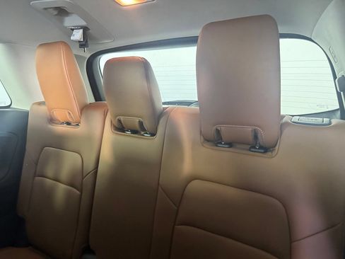 Used 2025 Nissan Pathfinder Platinum w/ Cargo Package FWD image 11