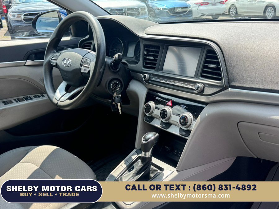 Used 2019 Hyundai Elantra SEL FWD image 14
