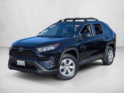Used 2021 Toyota RAV4 LE w/ Carpet Mat Package (TMS)