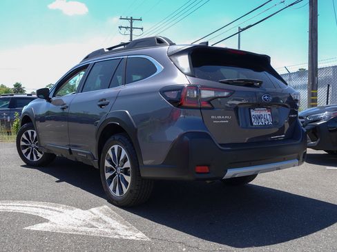 Certified 2024 Subaru Outback Limited AWD/4WD image 7