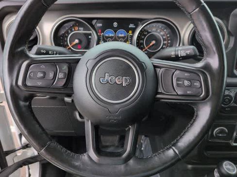 Used 2021 Jeep Gladiator Sport AWD/4WD image 22