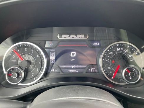 Used 2025 RAM 1500 Big Horn AWD/4WD image 11