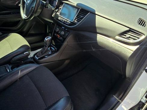 Used 2018 Buick Encore Preferred FWD image 16