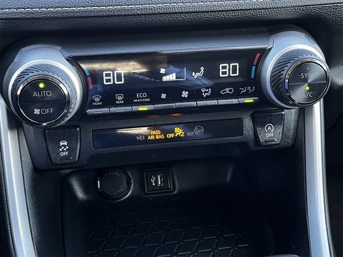 Used 2024 Toyota RAV4 XLE image 18