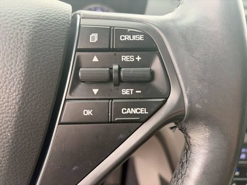 Used 2016 Hyundai Sonata Limited w/ Option Group 04 FWD image 24