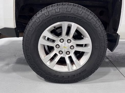 Used 2016 Chevrolet Silverado 1500 LT w/ All Star Edition image 33