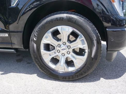 Certified 2022 Ford F150 Platinum w/ Equipment Group 701A High RWD image 22