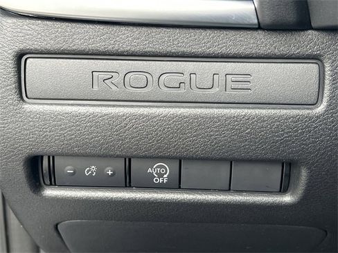 Certified 2023 Nissan Rogue S image 17