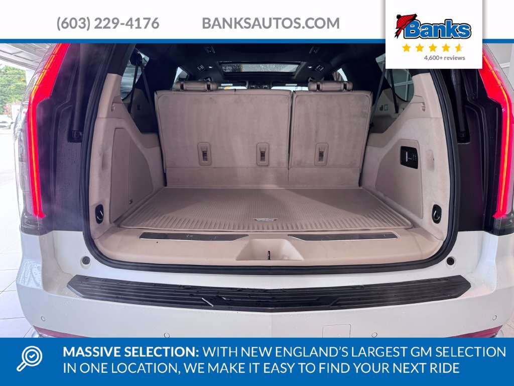 Certified 2024 Cadillac Escalade ESV Premium Luxury w/ Performance Package AWD/4WD image 7