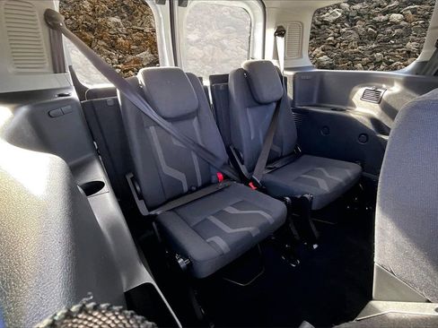 Used 2017 Ford Transit Connect XLT image 26