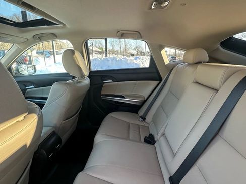 Used 2014 Honda Crosstour EX-L image 21