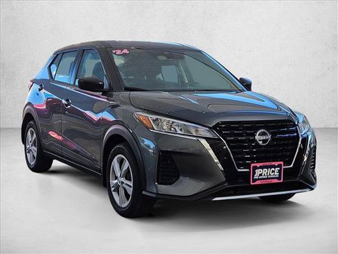 Used 2024 Nissan Kicks S FWD image 3