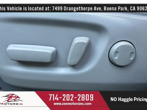 Used 2017 Toyota Sienna LE FWD image 26