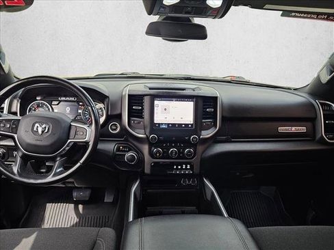 Used 2022 RAM 1500 Lone Star w/ Night Edition RWD image 18