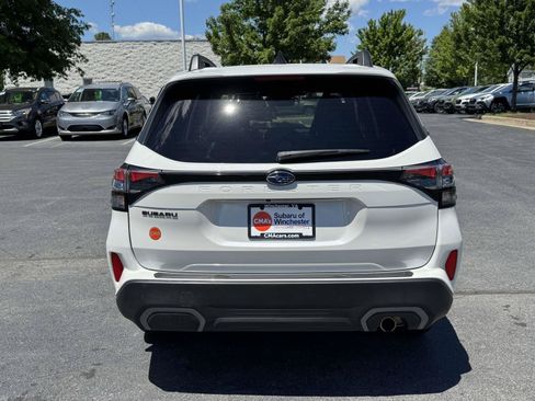 Used 2025 Subaru Forester Limited w/ Popular Package #2 AWD/4WD image 3