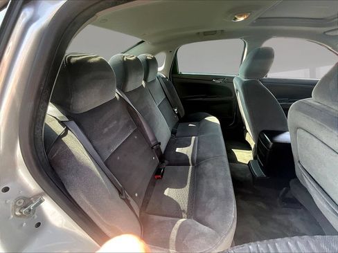 Used 2011 Chevrolet Impala LT FWD image 23