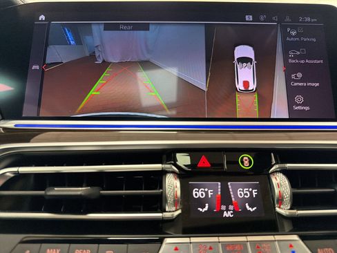 Used 2021 BMW X5 xDrive40i w/ Premium Package image 22